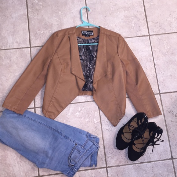 Light Brown Fall Jacket! - Picture 1 of 7